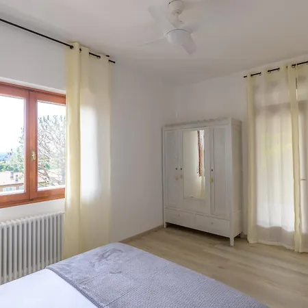 Lägenhet Dimora Ronchetto Sesto Calende